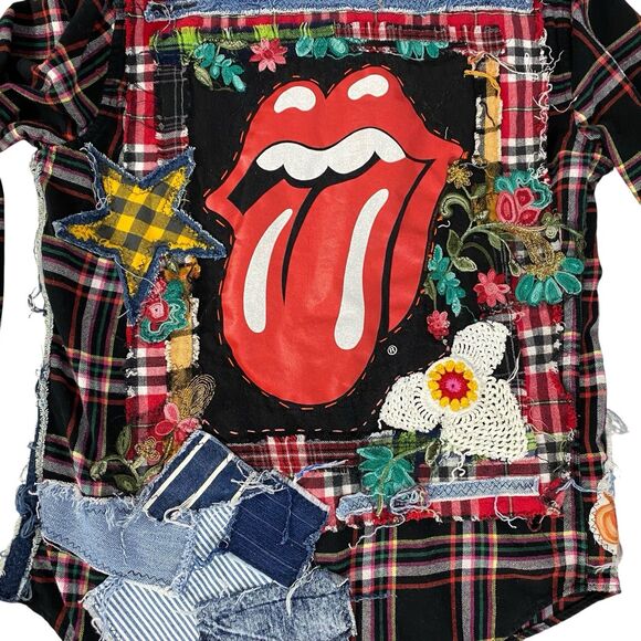 Upcycled Flannel Shirt Womens Large Lips Shacket Grunge Rock Concert Art - Picture 7 of 16
